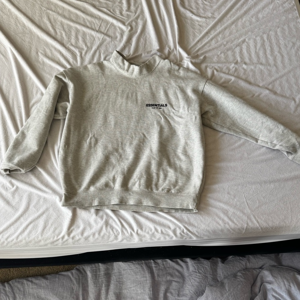 Fear of God Essentials Men’s Crewneck Sweatshirt